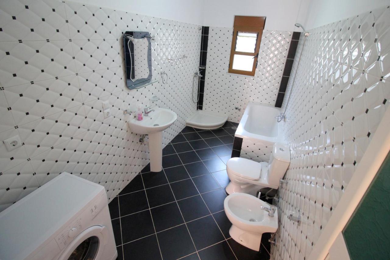 Villa 24 Sarandë Esterno foto